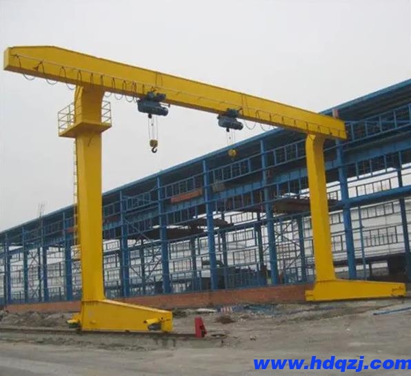 MDG單主梁吊鉤偏掛龍門吊 MDG單主梁吊鉤偏掛龍門吊