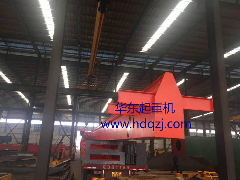 MH型16T-22.5M上包下花門(mén)式起重機(jī)