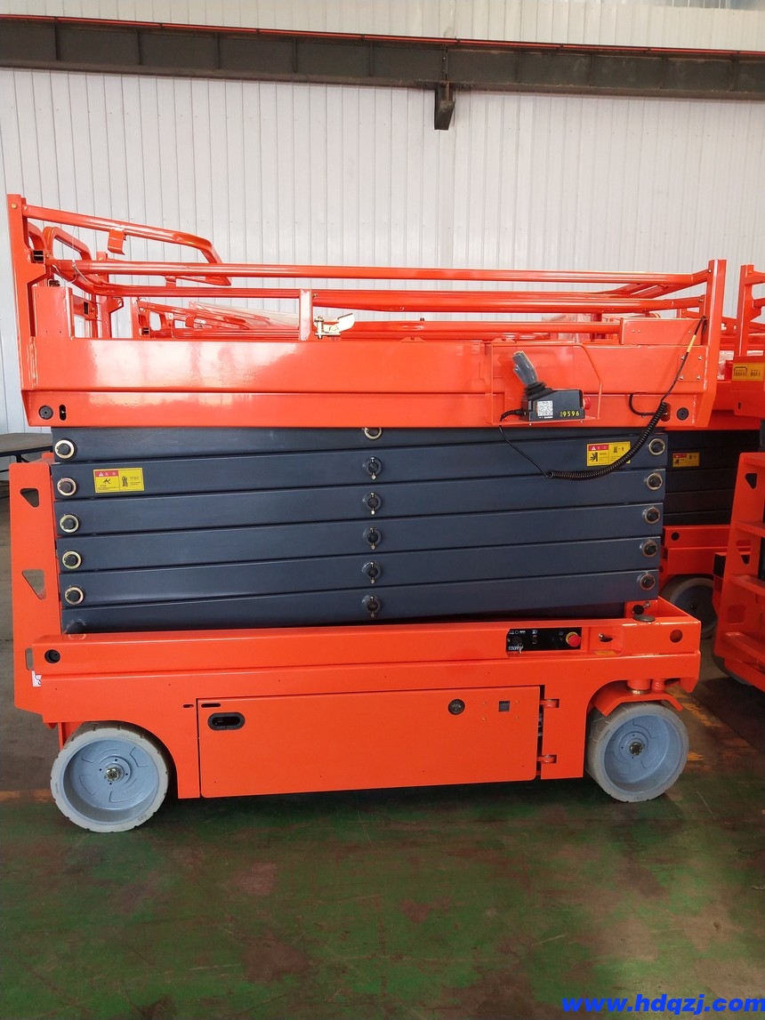 自行式升降機(jī) 蓄電池移動(dòng)升降平車 自行式升降機(jī) 蓄電池移動(dòng)升降平車